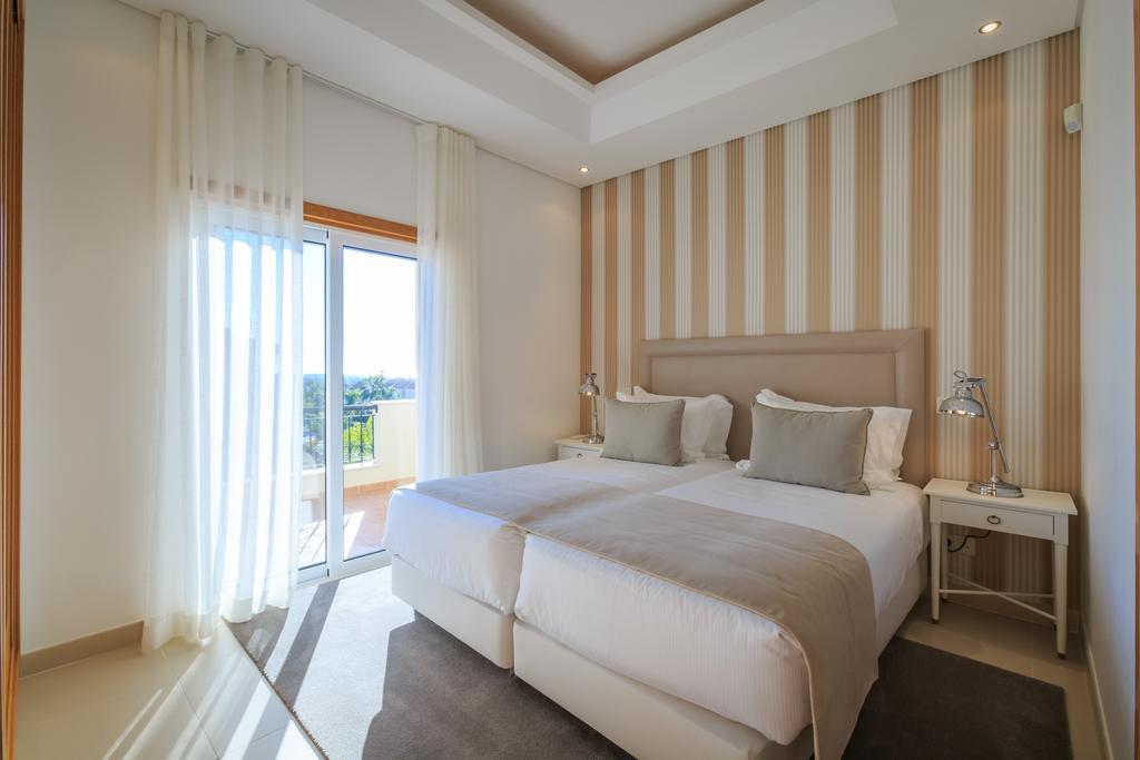 Hotel The Crest Almancil Zimmer foto