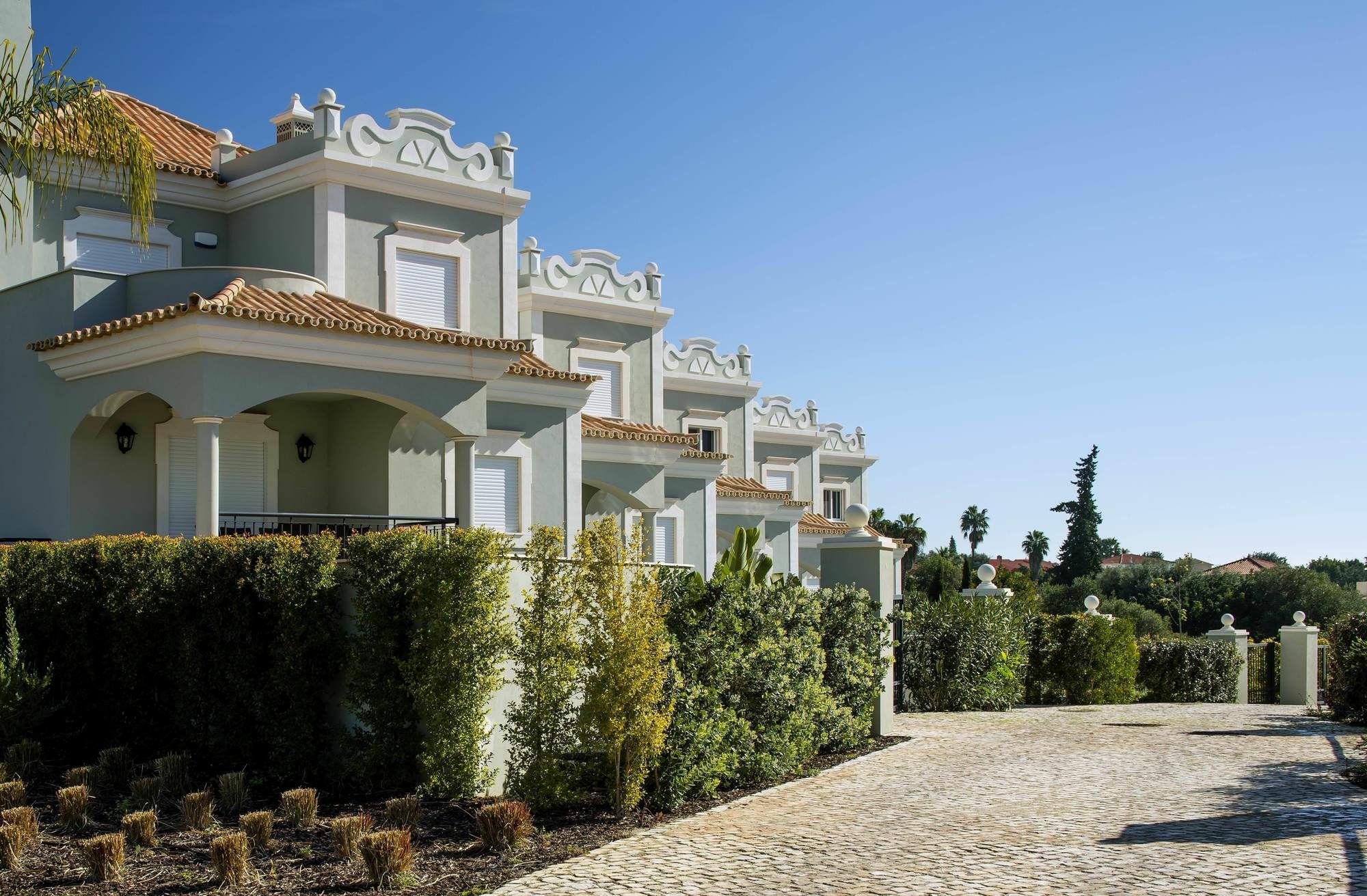 Hotel The Crest Almancil Exterior foto